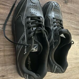 KR Strikeforce Flyer Lite Black Mens Bowling Shoes Sz 10